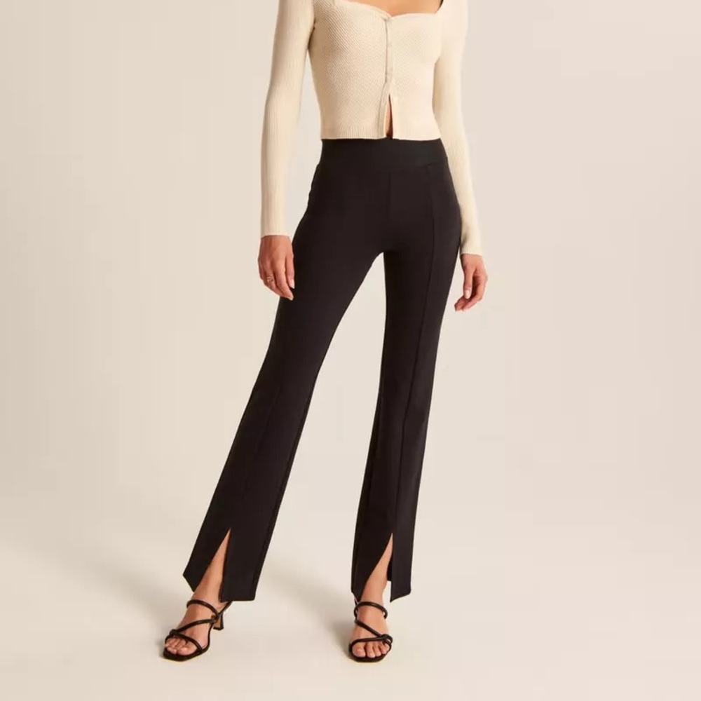 Abercrombie & Fitch High Waisted Split Hem Legging